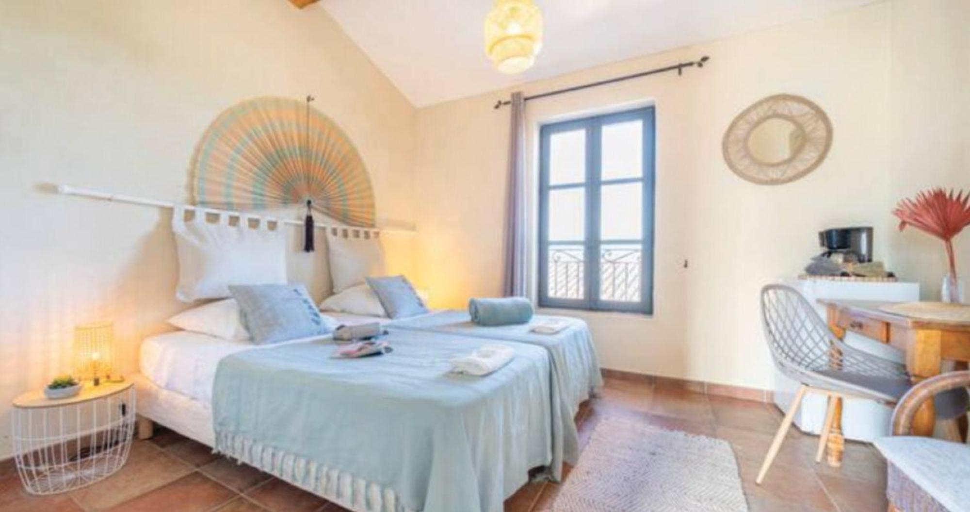 Maison Cosy Lodge 15 P Clim Wifi Cour Garage Montfrin Exterior photo